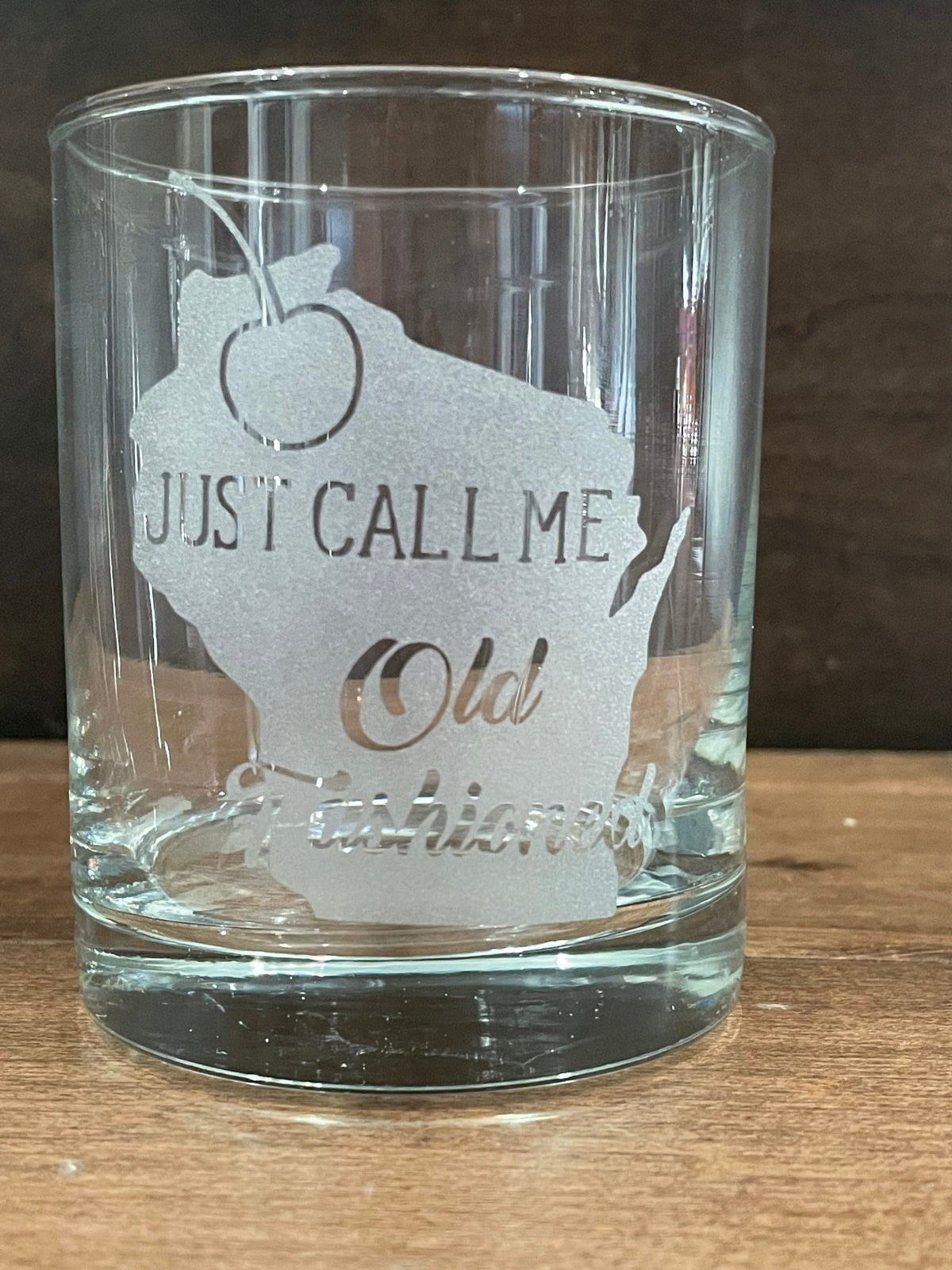 Wisconsin whiskey glass detail