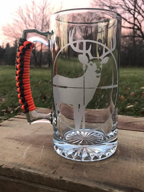 Deer hunter beer mug detail